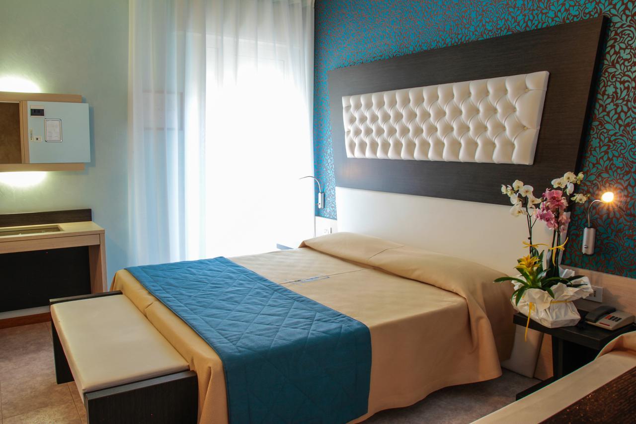Hotel Hollywood***S Lido di Jesolo Exterior foto