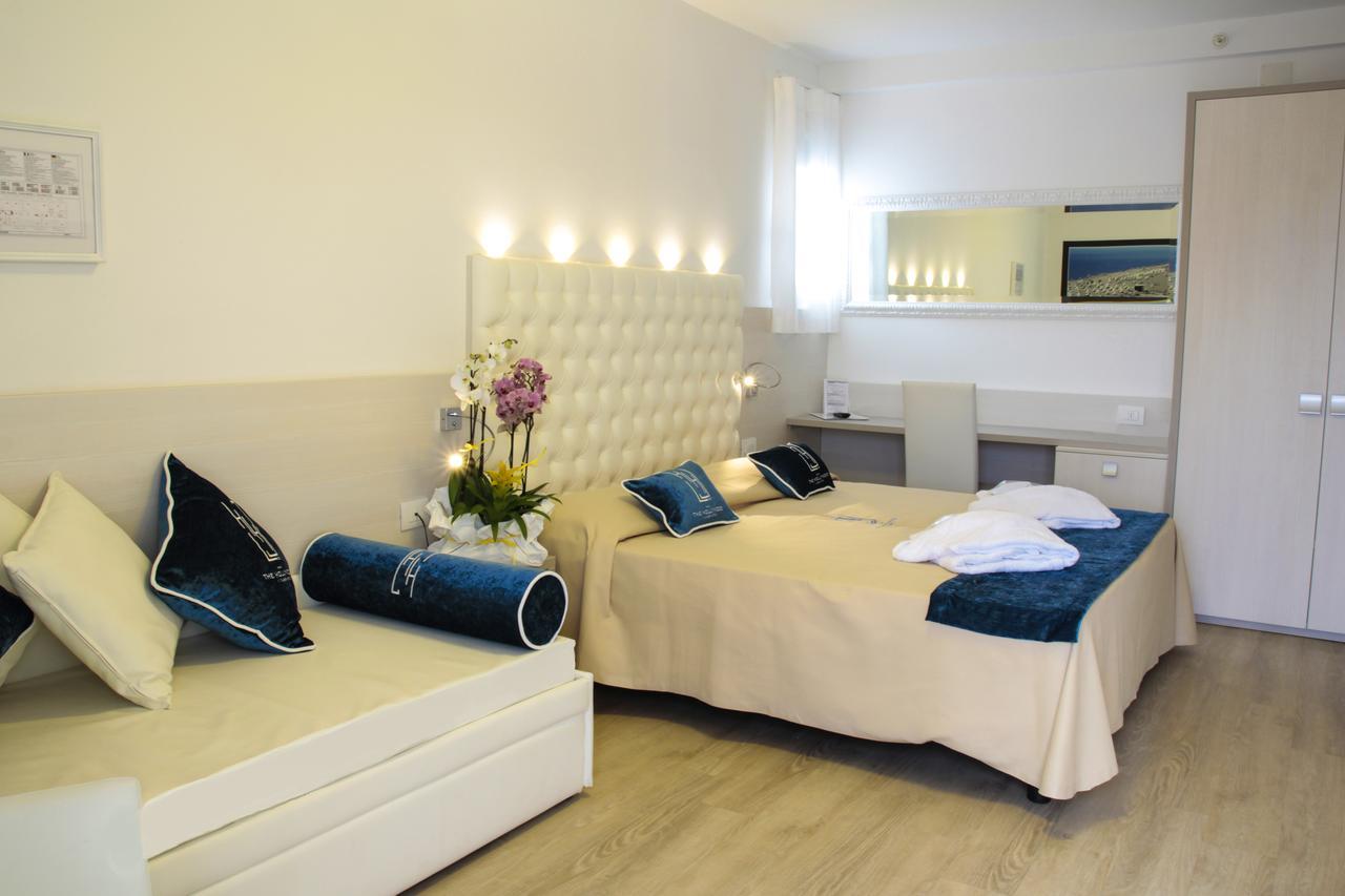 Hotel Hollywood***S Lido di Jesolo Exterior foto