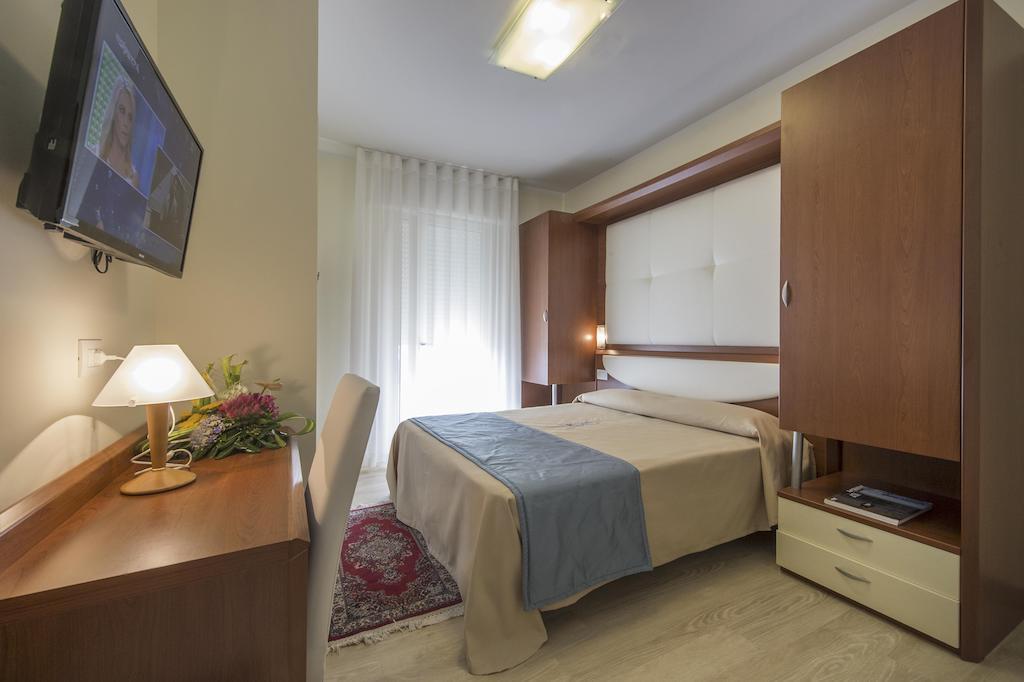 Hotel Hollywood***S Lido di Jesolo Cameră foto