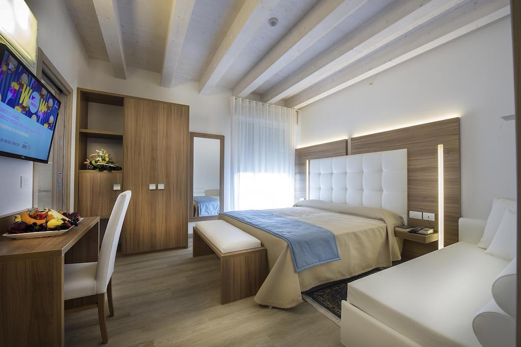 Hotel Hollywood***S Lido di Jesolo Cameră foto
